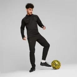 Borussia Dortmund Prematch Men's Sweatshirt PUMA Black -Puma Shop Borussia Dortmund Prematch Mens Sweatshirt 2