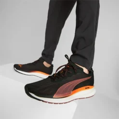 Magnify NITRO Surge Men's Running Shoes PUMA Black-Ultra Orange 8 Magnify NITRO Surge Men's Running Shoes PUMA Black-Ultra Orange -Puma Shop Magnify NITRO Surge Mens Running Shoes 2